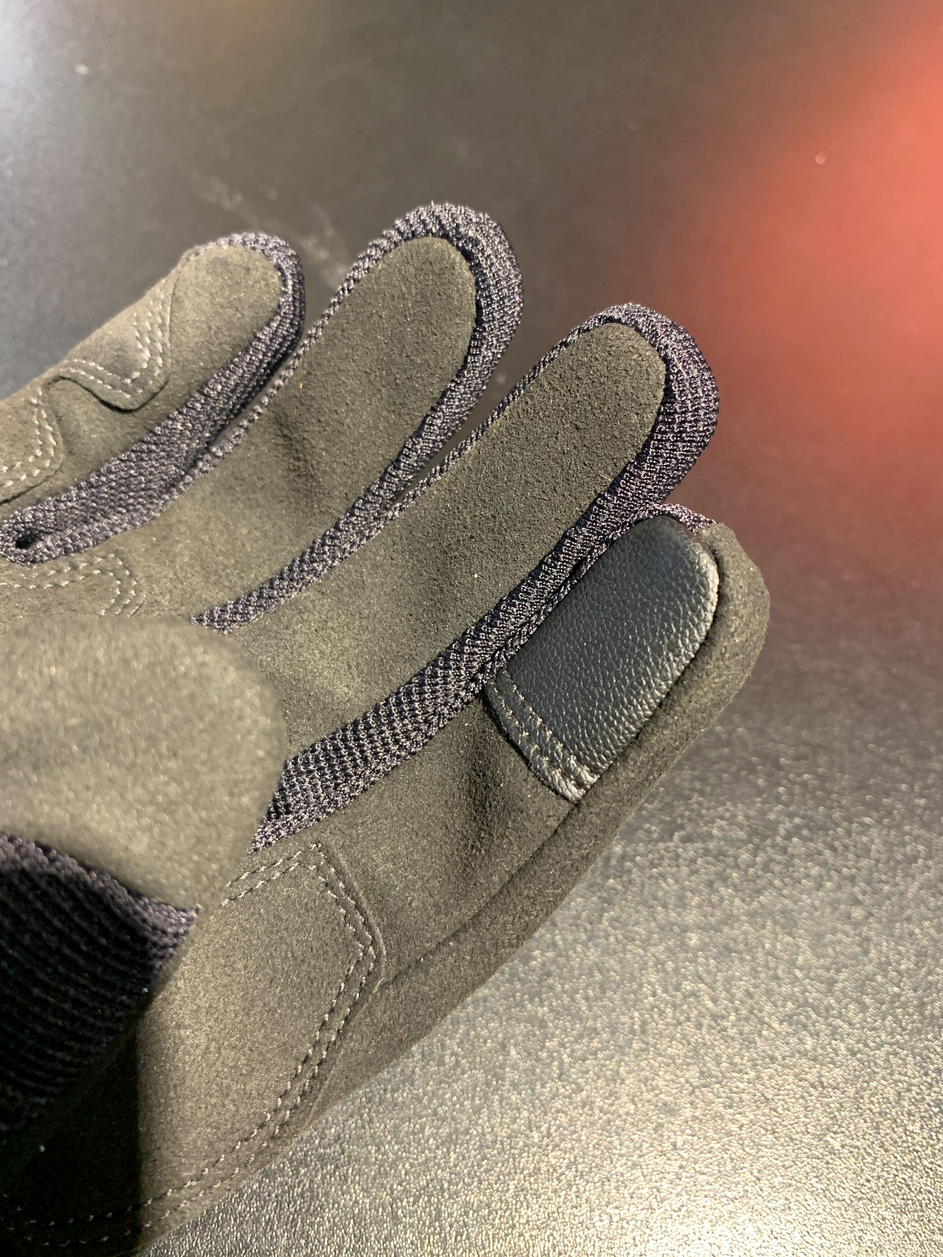 バイク×夏×グローブ】暑い季節に最適なグローブ特集